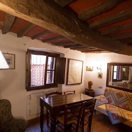 Borgo Antico - Torre Pugliola Apartment เลริชี ภายนอก รูปภาพ