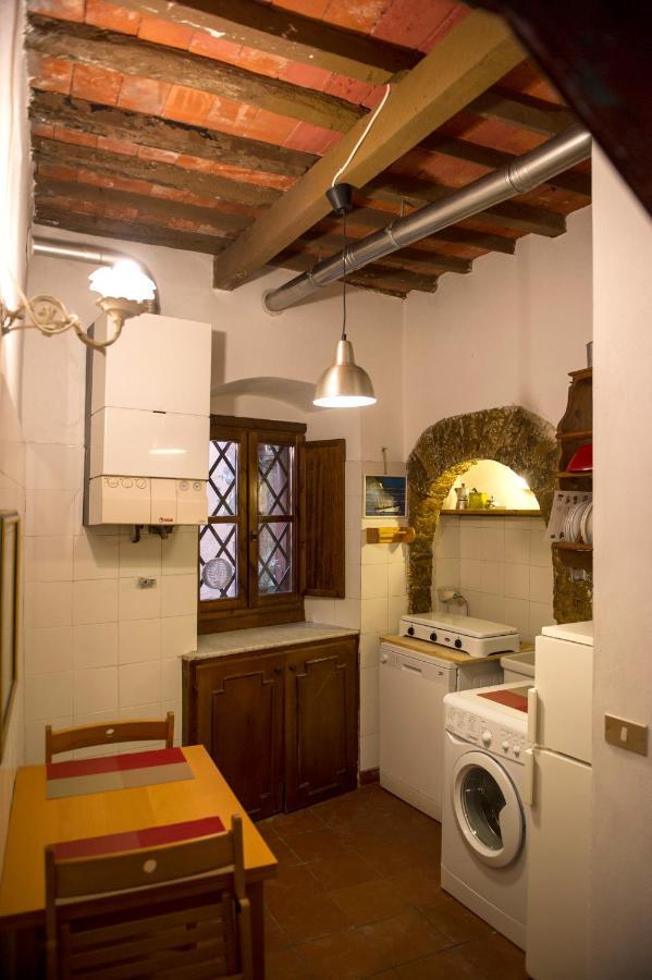 Borgo Antico - Torre Pugliola Apartment เลริชี ภายนอก รูปภาพ